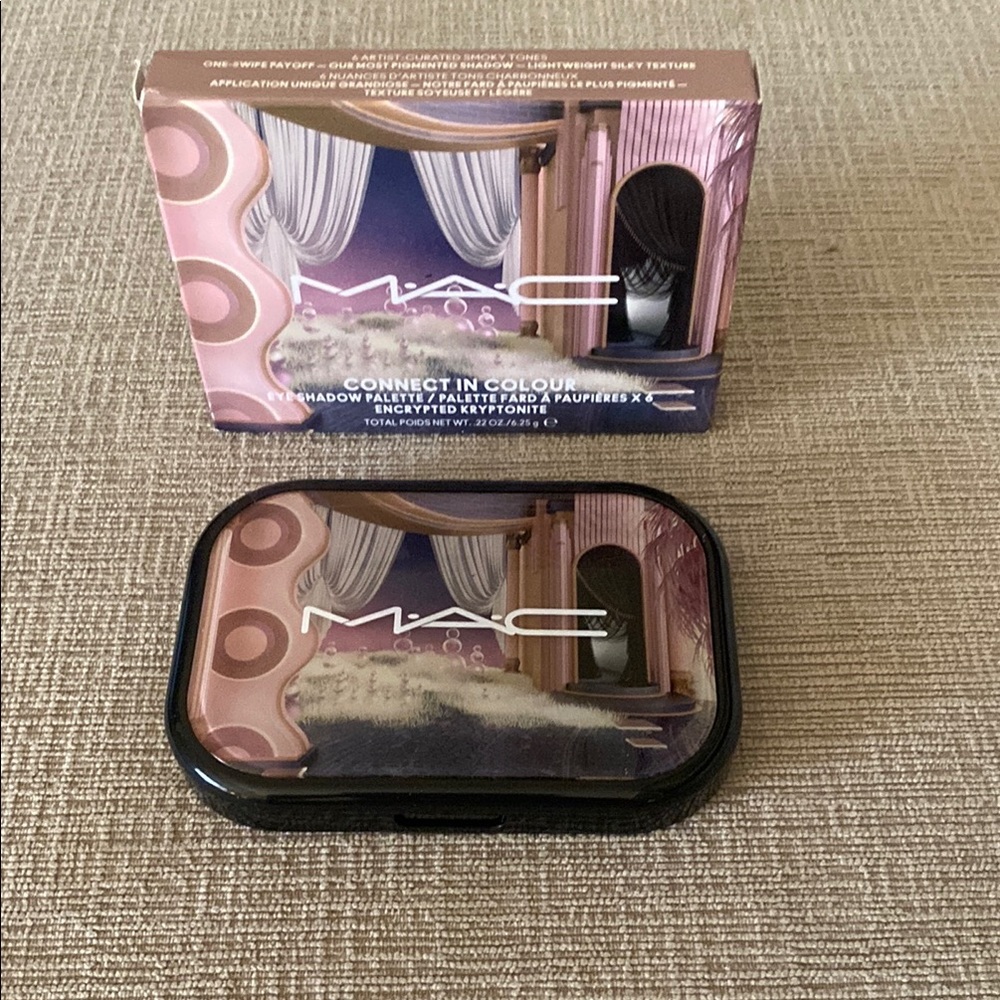 MAC Cosmetics Connect in Colour Eyeshadow Palette